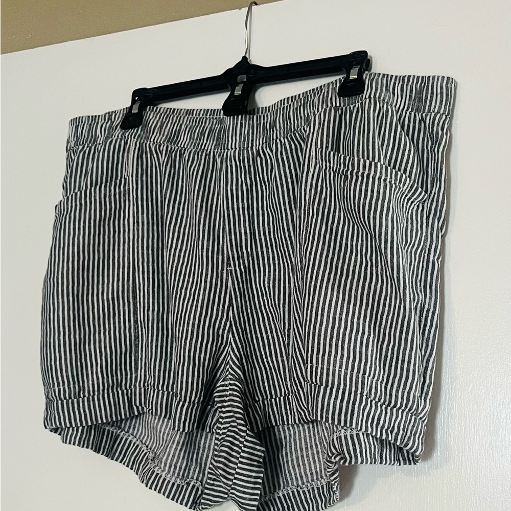 Old navy shorts
